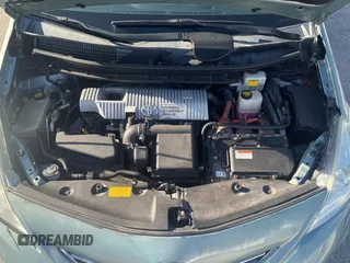 2014 Toyota Prius Two with VIN JTDZN3EU7E3301604, listed as a Copart auction lot 61496655 with 181,276 mi miles and Clean title. Bid and sale history available at DreamBid. Image 7.
