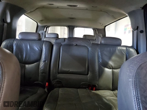 2004 Chevrolet Suburban LT z VIN 1GNFK16Z54J169373, wystawiony jako Copart lot #48302565 z przebiegiem 303 605 mil mil oraz Szkoda całkowita • Salvage title. Historia ofert i sprzedaży dostępna na DreamBid. Obrazek 10.