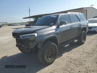 2018 Toyota 4Runner SR5 with VIN JTEBU5JR8J5572148, listed as a Copart auction lot 50132125 with 121,334 mi miles and Salvage Title. Bid and sale history available at DreamBid. Image 1.