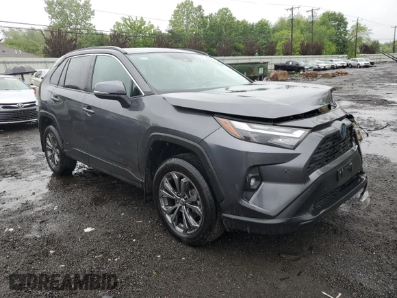 2022 Toyota RAV4 Hybrid XLE Premium with VIN 4T3B6RFV8NU073120, listed as a Copart auction lot 58131935 with 37,198 mi miles and Salvage title. Bid and sale history available at DreamBid. Image 4.