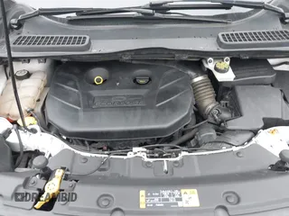 2014 Ford Escape SE with VIN 1FMCU9G9XEUA10122, listed as a IAAI auction lot 42025700 with 108,444 mi miles. Bid and sale history available at carsss.com. Image 10.