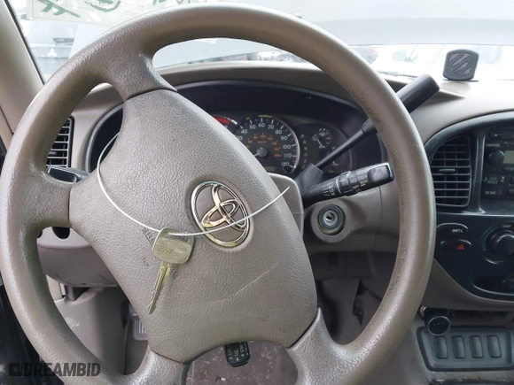 2005 Toyota Sequoia SR5 with VIN 5TDZT34A45S252289, listed as a IAAI auction lot 41549278 with 408,799 mi miles. Bid and sale history available at carsss.com. Image 11.