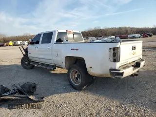 2018 Chevrolet Silverado 3500HD High Country with VIN 1GC4K1EY7JF225224, listed as a Copart auction lot 39800194 with 0 mi miles and Salvage Title. Bid and sale history available at carsss.com. Image 2.