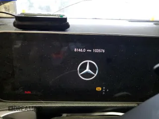 2020 Mercedes-Benz GLB 250 z VIN W1N4M4GB3LW025733, wystawiony jako Copart lot #42598375 z przebiegiem 103 576 mil mil oraz Szkoda całkowita • Salvage title. Historia ofert i sprzedaży dostępna na DreamBid. Obrazek 9.