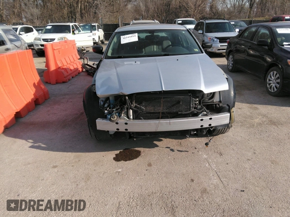 2007 Chrysler 300 Touring with VIN 2C3LA53G57H785979, listed as a IAAI auction lot 36241614 with 220,841 mi miles. Bid and sale history available at carsss.com. Image 6.