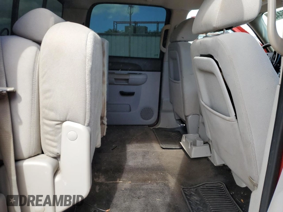 2011 Chevrolet Silverado 1500 LT with VIN 3GCPCSE09BG160368, listed as a Copart auction lot 50076445 with 79,417 mi miles and Clean Title. Bid and sale history available at DreamBid. Image 10.