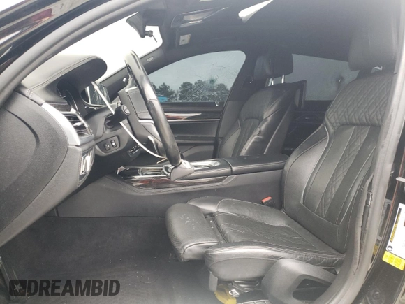 2018 BMW 7 Series 750i with VIN WBA7F0C51JGM22515, listed as a Copart auction lot 86486914 with 0 mi miles and Salvage Title. Bid and sale history available at carsss.com. Image 7.