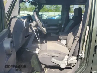 2008 Jeep Wrangler Unlimited Sahara with VIN 1J4GA59158L550576, listed as a Copart auction lot 53095565 with 208,434 mi miles and Salvage Title. Bid and sale history available at DreamBid. Image 7.