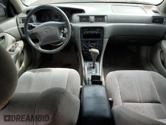 1999 Toyota Camry LE с VIN 4T1BG22K6XU404532, выставлен на аукционе Copart как лот 57449655 с пробегом 173 587 миль миль и Списание • Salvage title. История ставок и продаж доступна на DreamBid. Изображение 8.