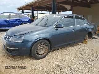 2008 Volkswagen Jetta SE with VIN 3VWRM71K98M082885, listed as a Copart auction lot 57521515 with 162,641 mi miles and Salvage title. Bid and sale history available at DreamBid. Image 1.