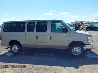 2013 Ford Econoline Passenger XL with VIN 1FBNE3BL4DDA77103, listed as a IAAI auction lot 42031367 with 111,291 mi miles and . Bid and sale history available at DreamBid. Image 13.