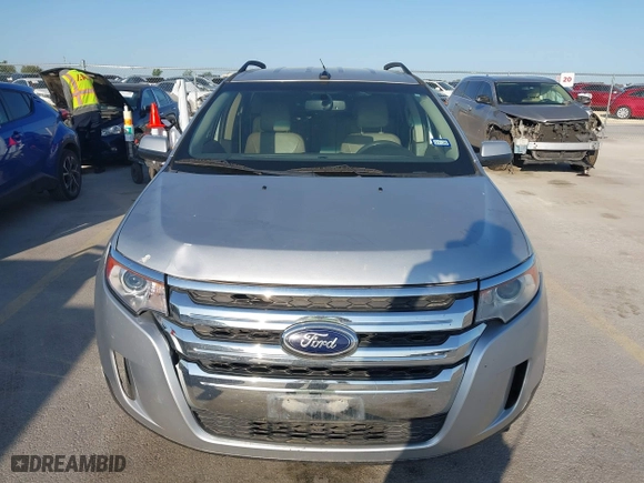 2012 Ford Edge SEL with VIN 2FMDK3J93CBA81021, listed as a IAAI auction lot 42004650 with 198,774 mi miles. Bid and sale history available at carsss.com. Image 6.