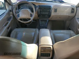 2001 Ford Explorer Eddie Bauer z VIN 1FMZU84P81UB51403, wystawiony jako Copart lot #50098005 z przebiegiem 212 906 mil mil oraz Szkoda całkowita • Salvage title. Historia ofert i sprzedaży dostępna na DreamBid. Obrazek 8.