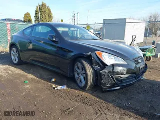 2010 Hyundai Genesis Coupe Premium with VIN KMHHT6KD8AU023478, listed as a IAAI auction lot 41080035 with 27,678 mi miles. Bid and sale history available at carsss.com. Image 1.