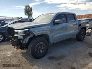 2025 Nissan Frontier PRO-4X with VIN 1N6ED1EK9SN615305, listed as a Copart auction lot 50654625 with 4,083 mi miles and Salvage Title. Bid and sale history available at carsss.com. Image 1.