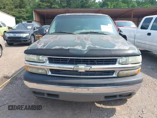 2002 Chevrolet Tahoe LS with VIN 1GNEC13V92J308220, listed as a IAAI auction lot 42362047 with 230,859 mi miles and . Bid and sale history available at DreamBid. Image 6.