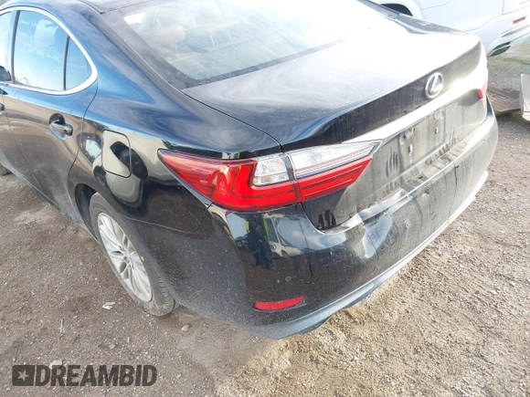 2016 Lexus ES with VIN 58ABK1GG9GU008567, listed as a IAAI auction lot 41652406 with 155,302 mi miles. Bid and sale history available at carsss.com. Image 18.