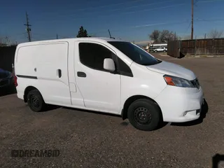 2017 Nissan NV200 S z VIN 3N6CM0KN6HK712119, wystawiony jako IAAI lot #41681695 z przebiegiem 98 229 mil mil oraz . Historia ofert i sprzedaży dostępna na DreamBid. Obrazek 13.