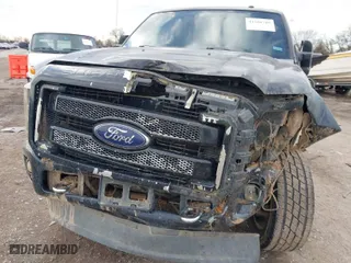 2015 Ford Super Duty F-250 SRW Lariat with VIN 1FT7W2BTXFEA69113, listed as a IAAI auction lot 41288189 with 280,583 mi miles. Bid and sale history available at carsss.com. Image 6.