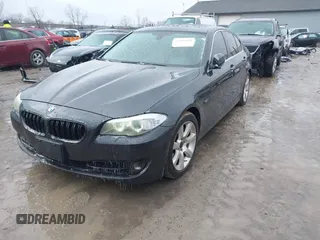 2013 BMW 5 Series 550i xDrive with VIN WBAFU9C55DDY71031, listed as a IAAI auction lot 41500889 with 149,596 mi miles and . Bid and sale history available at carsss.com. Image 17.
