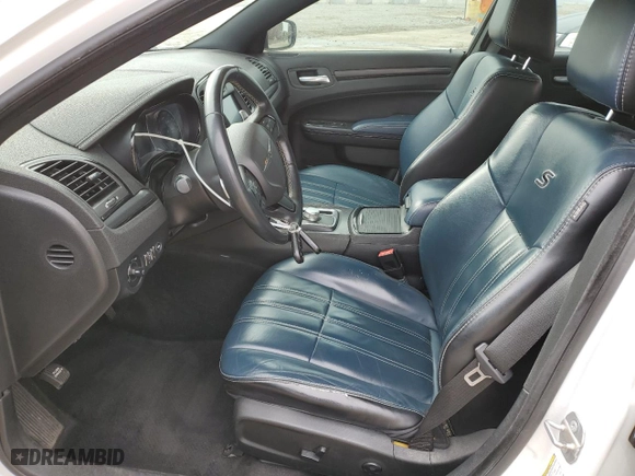 2015 Chrysler 300 with VIN 2C3CCABG1FH921138, listed as a Copart auction lot 50841505 with 78,305 mi miles and Salvage Title. Bid and sale history available at carsss.com. Image 7.