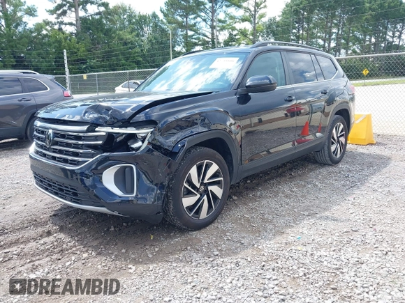 2024 Volkswagen Atlas SE with VIN 1V2WR2CA2RC531551, listed as a IAAI auction lot 42733108 with 34,551 mi miles and . Bid and sale history available at DreamBid. Image 2.