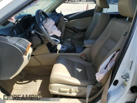 2011 Honda Accord EX-L z VIN 1HGCP3F84BA028356, wystawiony jako Copart lot #57917095 z przebiegiem 162 179 mil mil oraz Szkoda całkowita • Salvage title. Historia ofert i sprzedaży dostępna na DreamBid. Obrazek 7.