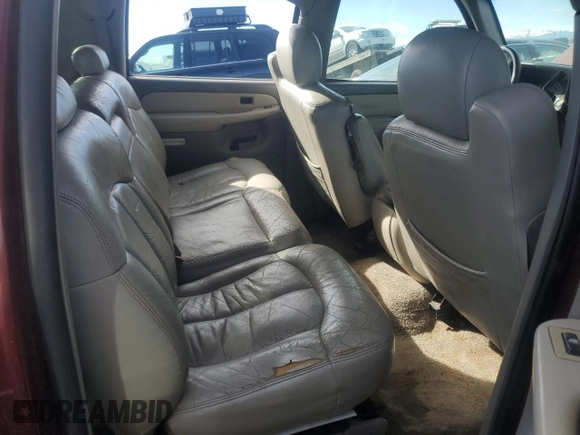 2000 Chevrolet Suburban LS with VIN 3GNEC16T0YG166344, listed as a Copart auction lot 46359325 with 210,455 mi miles and Clean title. Bid and sale history available at DreamBid. Image 11.