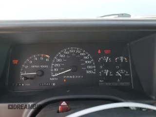 2000 GMC Denali z VIN 1GKEK63R8YR212220, wystawiony jako Copart lot #77606364 z przebiegiem 337 467 mil mil oraz Tytuł czysty. Historia ofert i sprzedaży dostępna na DreamBid. Obrazek 9.
