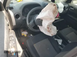 2014 Jeep Patriot Altitude с VIN 1C4NJPBA8ED695295, выставлен на аукционе Copart как лот 54234625 с пробегом Не указан миль и Списание • Salvage title. История ставок и продаж доступна на DreamBid. Изображение 8.