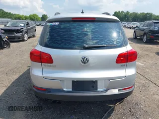 2016 Volkswagen Tiguan R-Line with VIN WVGAV7AX7GW557260, listed as a IAAI auction lot 42569691 with 96,019 mi miles and . Bid and sale history available at DreamBid. Image 17.