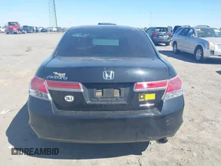 2012 Honda Accord SE z VIN 1HGCP2F65CA156079, wystawiony jako IAAI lot #41868977 z przebiegiem 109 123 mil mil oraz . Historia ofert i sprzedaży dostępna na DreamBid. Obrazek 17.