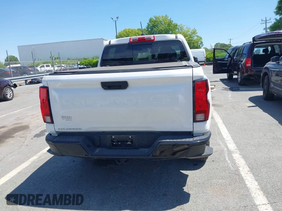2023 Chevrolet Colorado 2WD Work Truck с VIN 1GCGSBEC3P1133430, выставлен на аукционе IAAI как лот 42001554 с пробегом 26 572 миль миль и . История ставок и продаж доступна на DreamBid. Изображение 16.