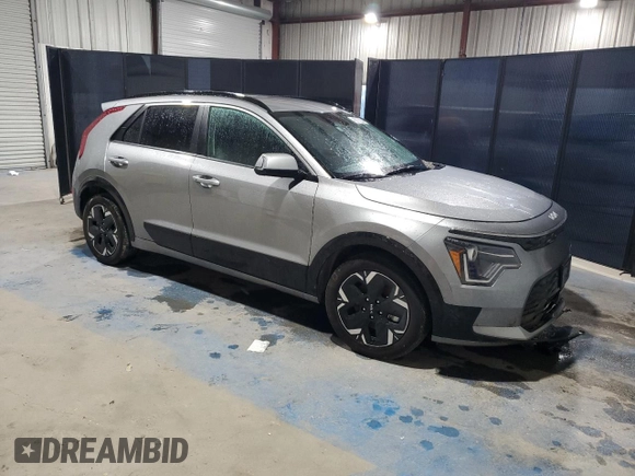 2024 Kia Niro Wind with VIN KNDCR3L13R5086736, listed as a Copart auction lot 53686475 with 40,009 mi miles and Clean Title. Bid and sale history available at DreamBid. Image 4.