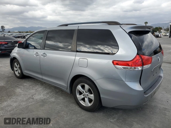 2014 Toyota Sienna LE AAS with VIN 5TDKK3DC7ES492300, listed as a Copart auction lot 53553955 with 153,495 mi miles and Salvage Title. Bid and sale history available at carsss.com. Image 2.