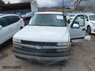 2001 Chevrolet Silverado 1500 LS with VIN 1GCEC19V81Z158505, listed as a IAAI auction lot 41697105 with 166,415 mi miles. Bid and sale history available at carsss.com. Image 13.