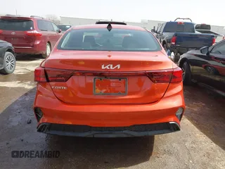 2022 Kia Forte LXS z VIN 3KPF24AD8NE434985, wystawiony jako IAAI lot #41797267 z przebiegiem 50 704 mil mil oraz . Historia ofert i sprzedaży dostępna na DreamBid. Obrazek 16.