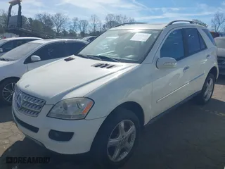 2008 Mercedes-Benz M-Class 3.5L with VIN 4JGBB86E68A394366, listed as a IAAI auction lot 41822838 with 155,441 mi miles. Bid and sale history available at carsss.com. Image 17.