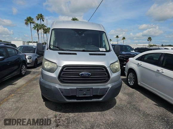 2017 Ford Transit Cargo z VIN 1FTYE1CMXHKA48291, wystawiony jako IAAI lot #42731289 z przebiegiem 142 973 mil mil oraz . Historia ofert i sprzedaży dostępna na DreamBid. Obrazek 9.
