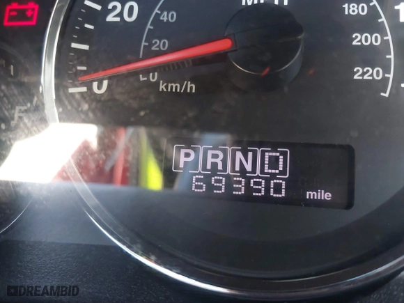 2010 Jeep Grand Cherokee Laredo with VIN 1J4PS4GK4AC121454, listed as a IAAI auction lot 41759966 with 69,390 mi miles. Bid and sale history available at carsss.com. Image 7.