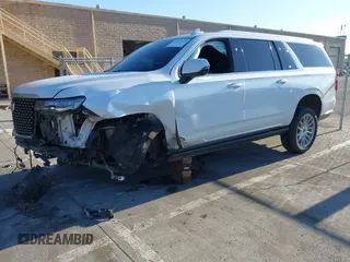2021 Cadillac Escalade ESV Premium Luxury z VIN 1GYS4LKL2MR264645, wystawiony jako IAAI lot #41013027 z przebiegiem 103 454 mil mil oraz . Historia ofert i sprzedaży dostępna na DreamBid. Obrazek 19.
