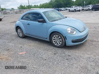 2015 Volkswagen Beetle Fleet Edition с VIN 3VWF17AT5FM611508, выставлен на аукционе IAAI как лот 42441498 с пробегом 98 536 миль миль и . История ставок и продаж доступна на DreamBid. Изображение 1.