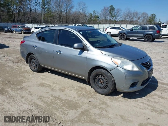 2012 Nissan Versa S with VIN 3N1CN7APXCL868911, listed as a IAAI auction lot 41762670 with 228,177 mi miles. Bid and sale history available at carsss.com. Image 1.