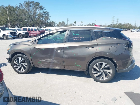 2015 Nissan Murano Platinum z VIN 5N1AZ2MG7FN230347, wystawiony jako IAAI lot #41545220 z przebiegiem 134 435 mil mil oraz . Historia ofert i sprzedaży dostępna na DreamBid. Obrazek 15.