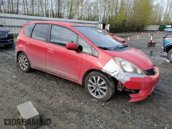 2013 Honda Fit Sport z VIN JHMGE8H69DC076469, wystawiony jako Copart lot #52234765 z przebiegiem 311 867 mil mil oraz Czysty tytuł • Clean title. Historia ofert i sprzedaży dostępna na DreamBid. Obrazek 4.