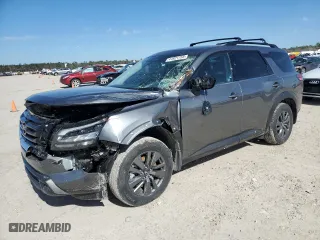 2024 Nissan Pathfinder SV with VIN 5N1DR3BA5RC269648, listed as a Copart auction lot 41821755 with 4,903 mi miles and Salvage Title. Bid and sale history available at carsss.com. Image 1.