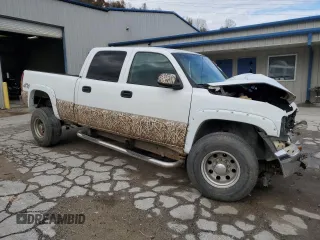 2002 GMC Sierra 1500HD SLE z VIN 1GTGK13U42F162260, wystawiony jako Copart lot #78520144 z przebiegiem Nie podano mil oraz Szkody całkowita. Historia ofert i sprzedaży dostępna na DreamBid. Obrazek 4.