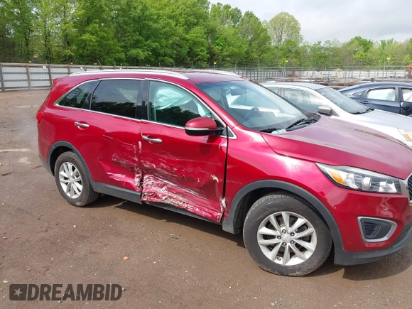 2017 Kia Sorento LX z VIN 5XYPGDA56HG191361, wystawiony jako IAAI lot #42103259 z przebiegiem 207 652 mil mil oraz . Historia ofert i sprzedaży dostępna na DreamBid. Obrazek 6.