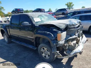 2008 GMC Sierra 1500 SLE2 with VIN 3GTEK13M68G120770, listed as a IAAI auction lot 40248168 with 1 mi miles. Bid and sale history available at carsss.com. Image 1.