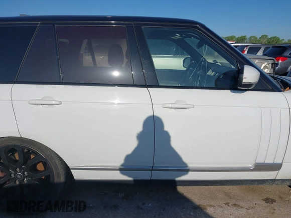 2017 Land Rover Range Rover z VIN SALGS2FE0HA327892, wystawiony jako IAAI lot #41955409 z przebiegiem 201 529 mil mil oraz . Historia ofert i sprzedaży dostępna na DreamBid. Obrazek 13.